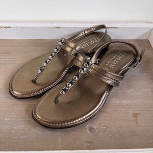 Italian Shoemaker Made In Italy Women’s Leather Studded Sandals Sz 9